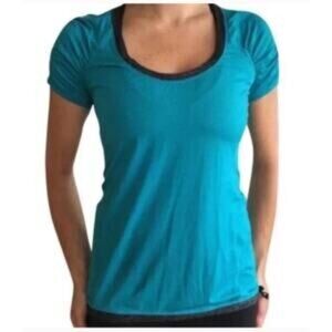 Lululemon Athletica Willpower Tech Top Blouse Women Size 4 Green Emerald